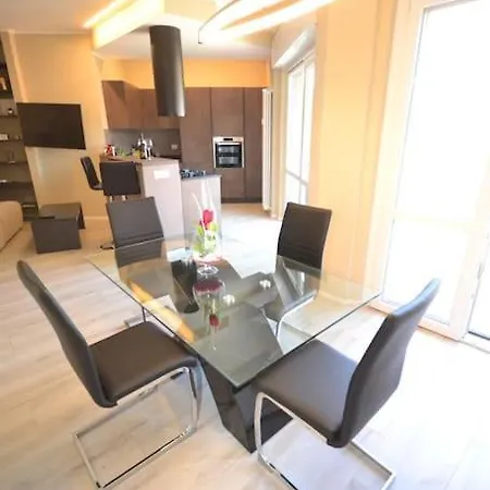 Chez Moi Apartment Como